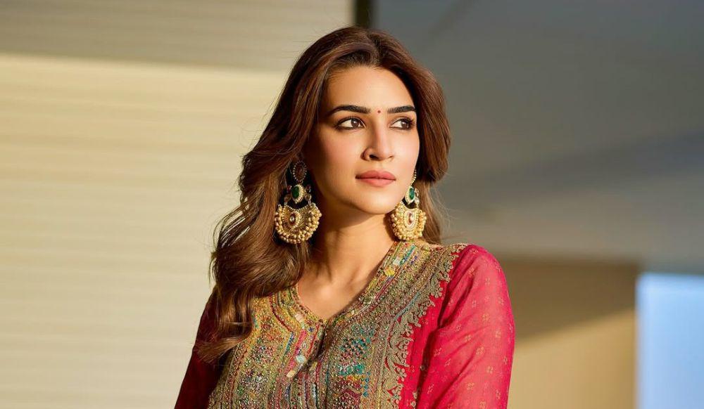 9 Fakta Kriti Sanon Gantikan Kiara Advani di Film Don 3