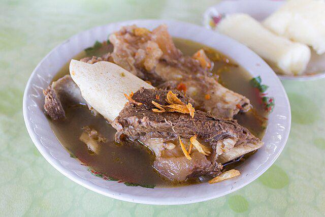 5 Tips Membuat Kaledo Khas Palu yang Empuk dan Gurih, Gak Alot!