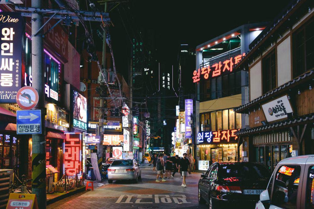 5 Kota di Dunia dengan Kehidupan Malam Terpanjang, Ada Wishlist Kamu?
