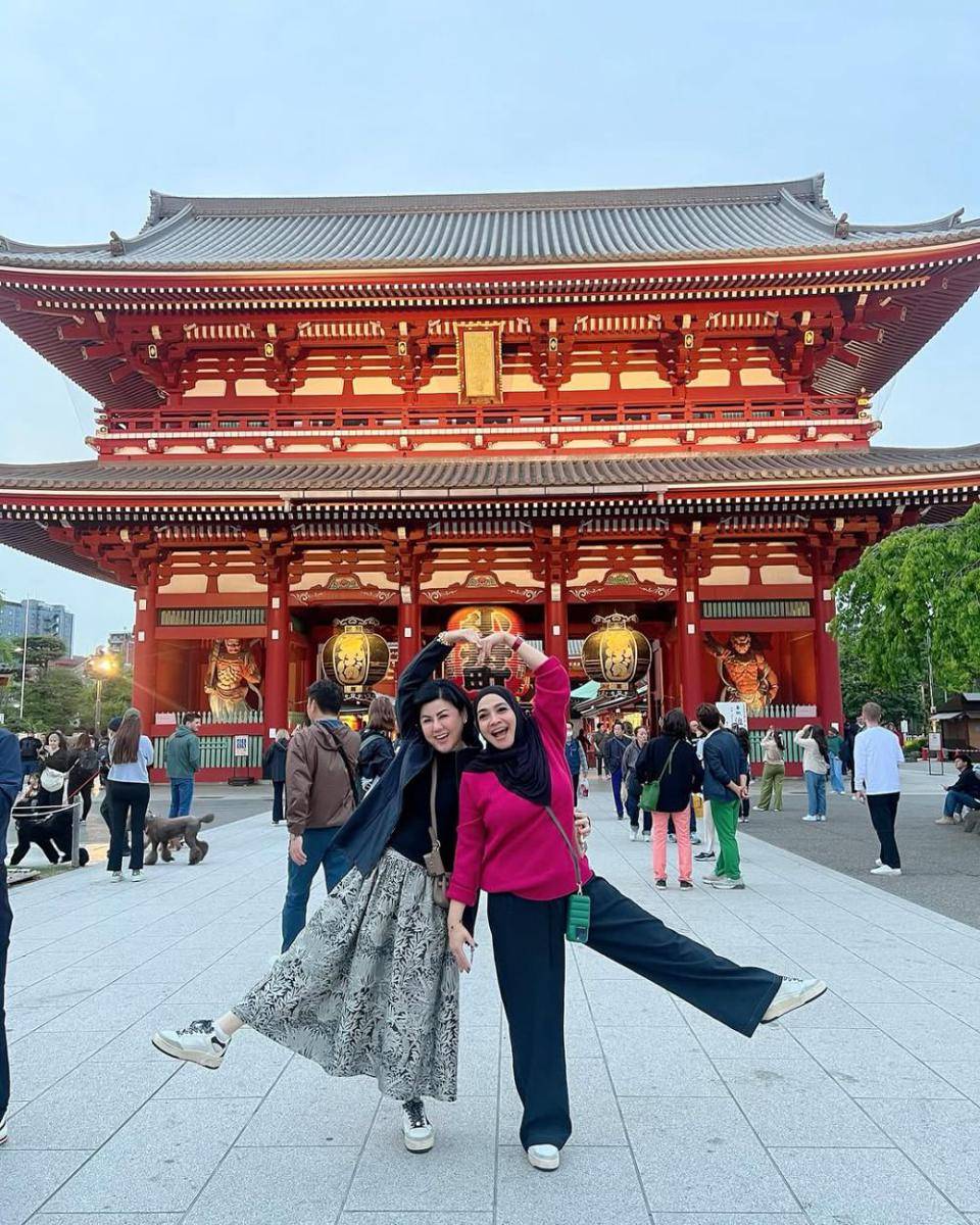 potret Rieta Amilia dan Desire Tarigan (instagram.com/rieta_amilia)