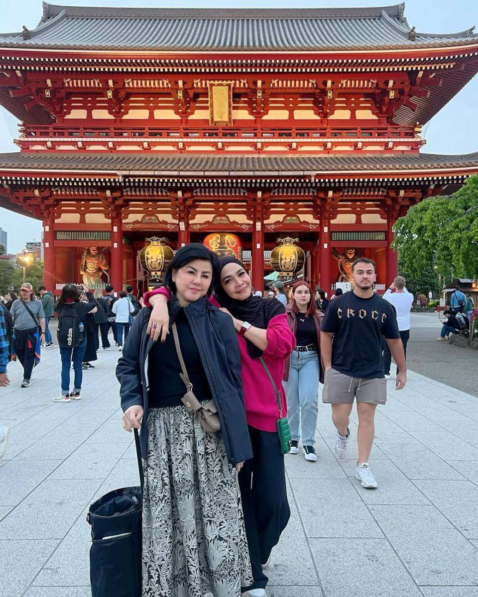 potret Rieta Amilia dan Desire Tarigan (instagram.com/rieta_amilia)