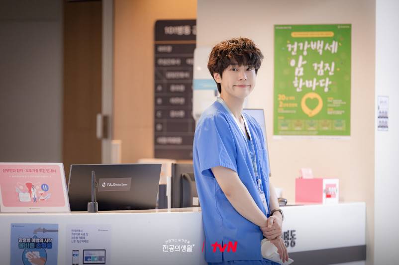 cuplikan drama Resident Playbook (dok. tvN/Resident Playbook)
