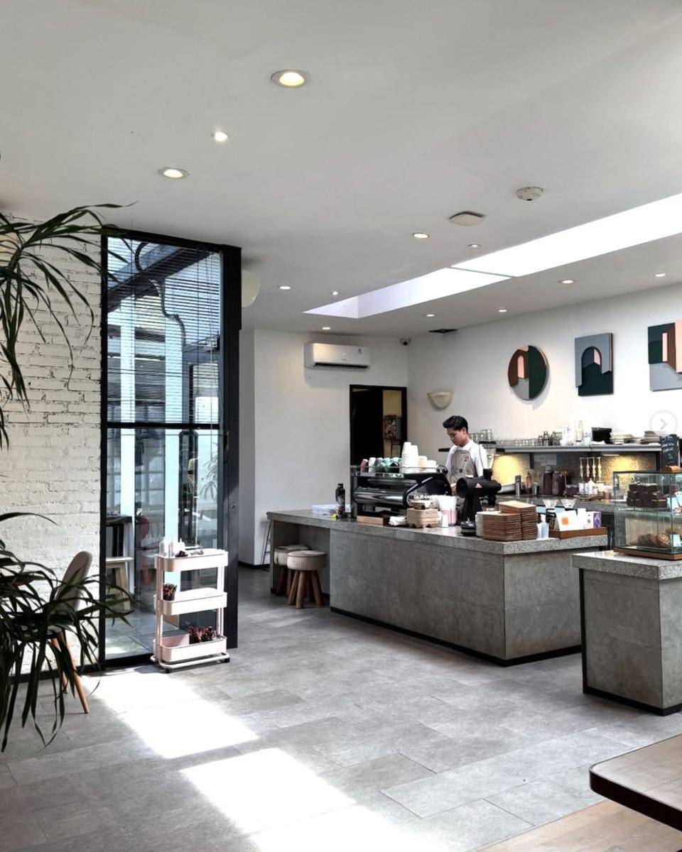 Popolo Cafe Sentul (https://www.instagram.com/popolocoffee/)
