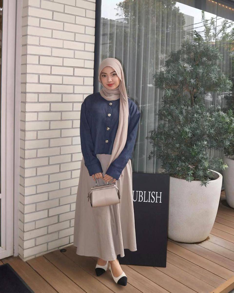 Inspirasi OOTD ala Tamara Syarief (instagram.com/tamarasyarief)