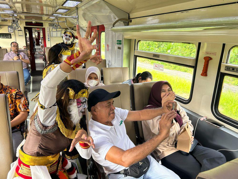 KA Bandara YIA Jadi Panggung Tari Beksan Wanara
