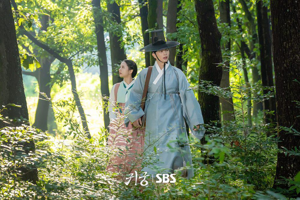 Apa Motivasi Yoon Gab Membawa Yeo Ri ke Istana di The Haunted Palace?