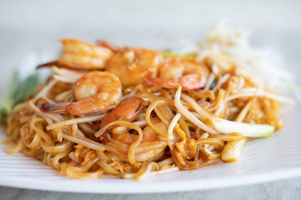 ilustrasi pad Thai (unsplash.com/Alyssa Kowalski)
