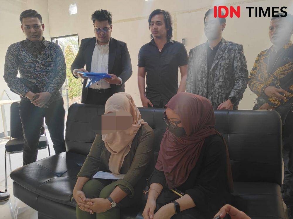 Korban pelecehan ayah tiri di Bekasi. (IDN Times/Imam Faishal)