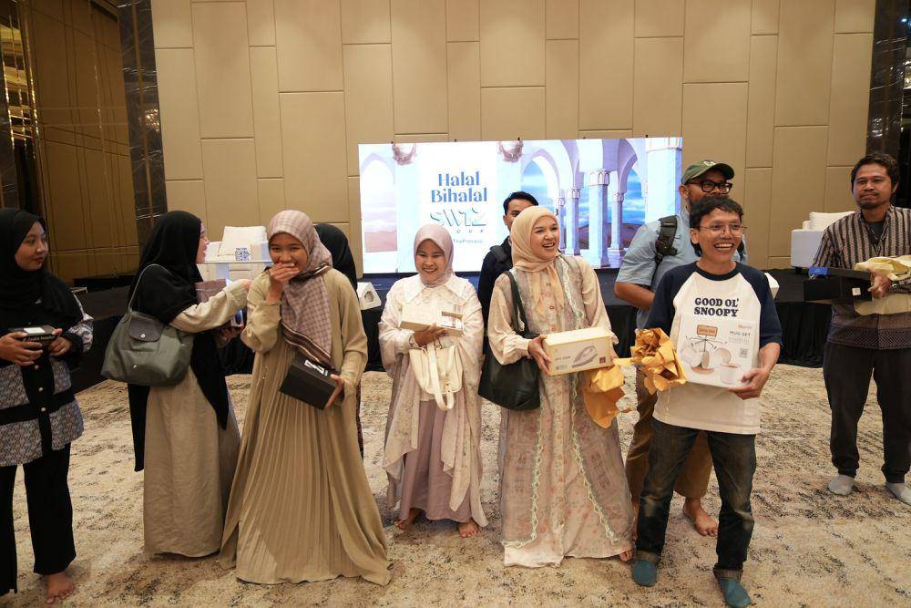 halal bihalal Zaskia dan Shireen Sungkar (instagram.com/zaskiasungkar15)