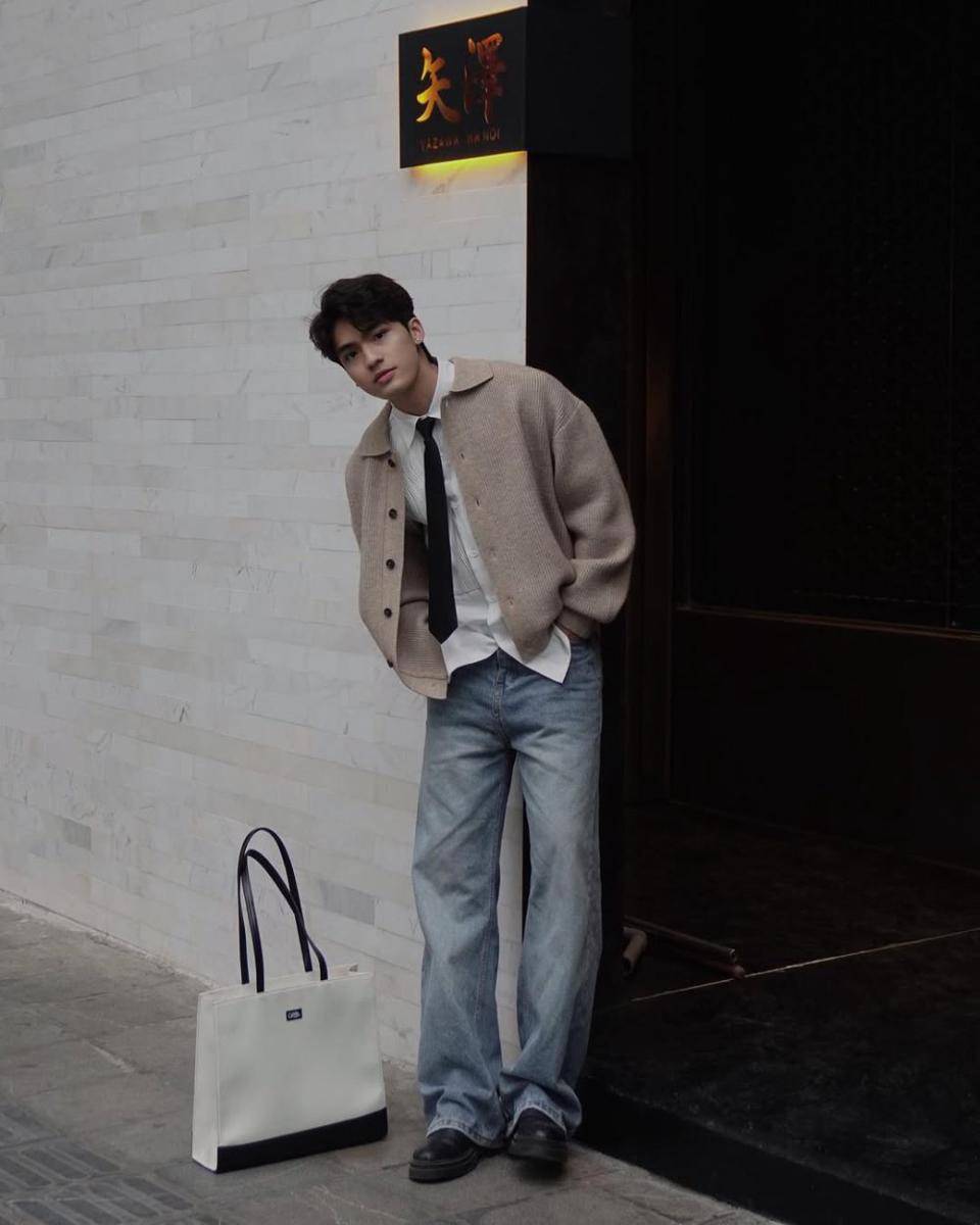 Viet Khanh (instagram.com/n.vkhanh)