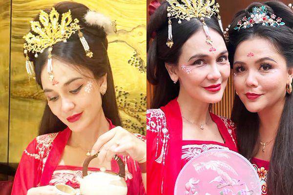 Luna Maya pakai baju tradisional China (instagram.com/lunamaxime_)