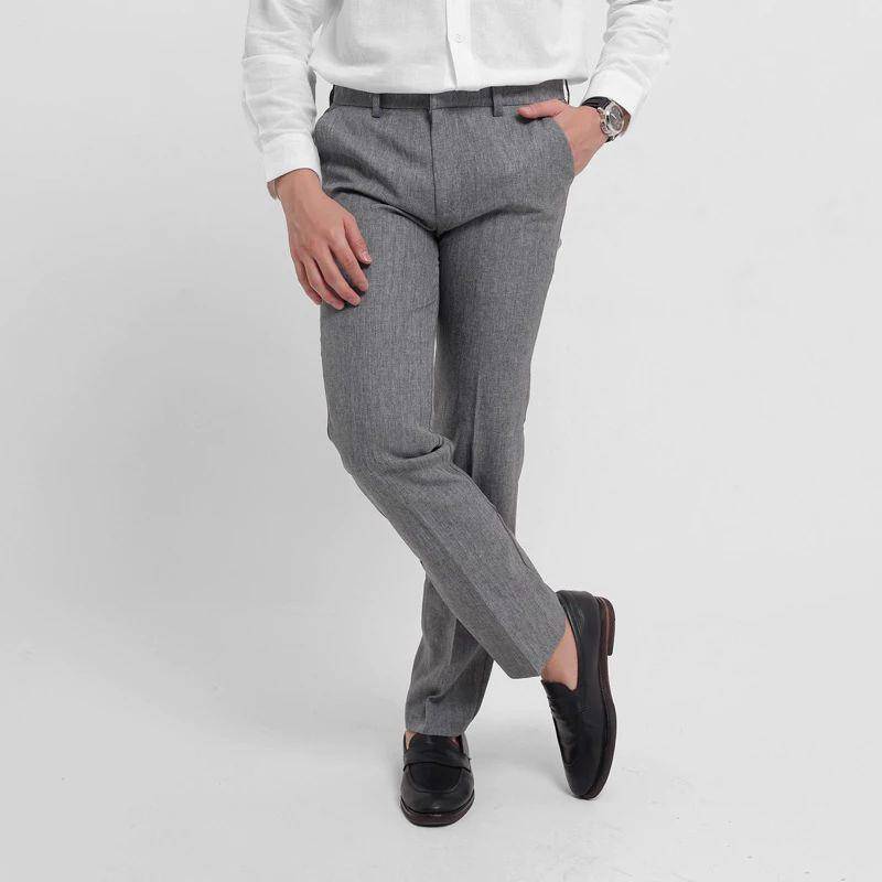 Heyplain - Celana Formal Dark Grey Semi Reguler (shopee.co.id/Heyplain Official Store)
