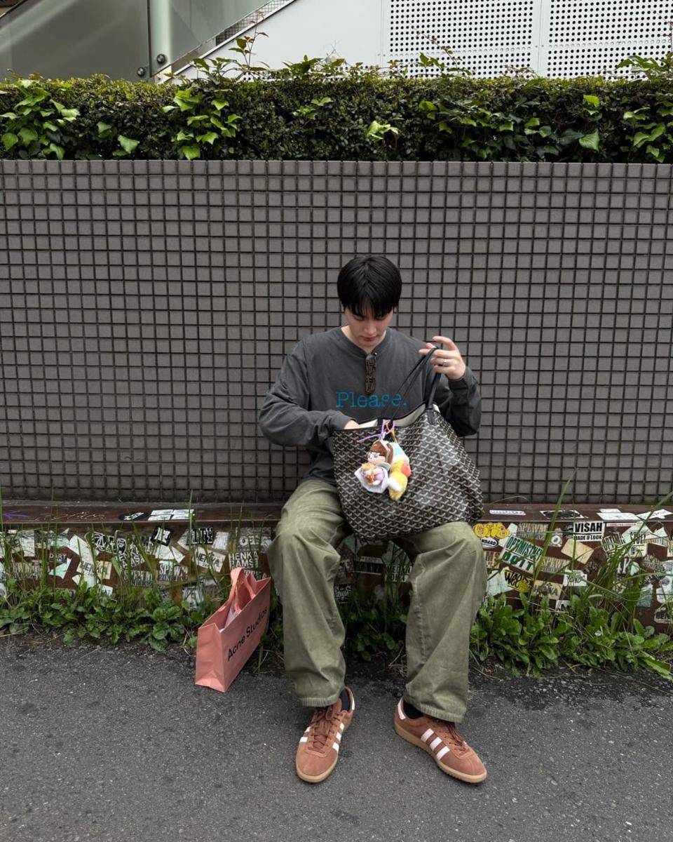 OOTD pakai crewneck ala Inn Sarin (instagram.com/inpitar)