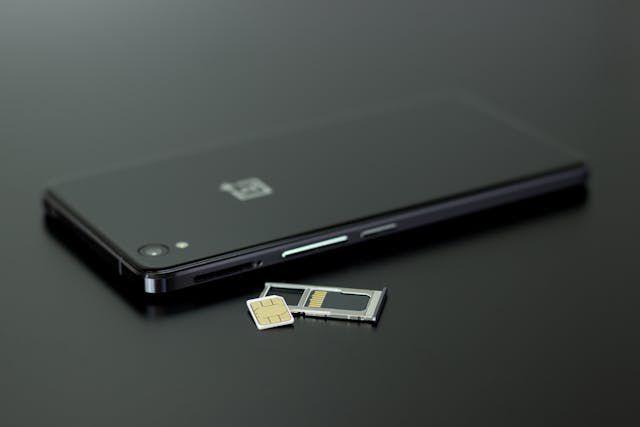 Apakah eSIM Berpotensi Gantikan Kartu SIM Fisik Sepenuhnya?