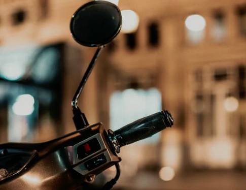 Ilustrasi setang motor (Pexels/Gera Cejas)