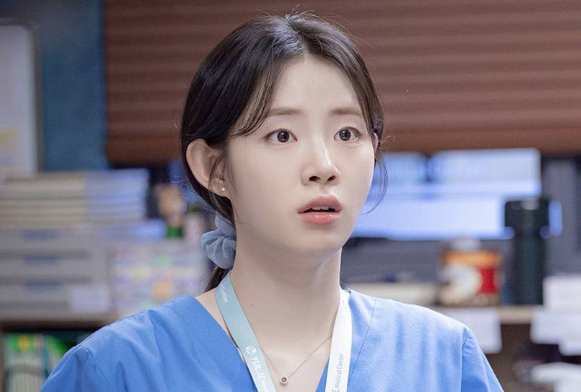 Cuplikan drama Korea Resident Playbook (dok. tvN/Resident Playbook)