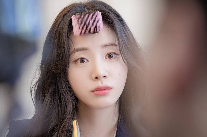 Cuplikan drama Korea Resident Playbook (dok. tvN/Resident Playbook)