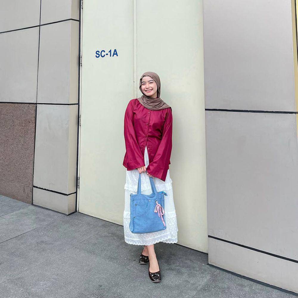 Inspirasi OOTD ala Zakila Angel (instagram.com/bbyjiangel_)