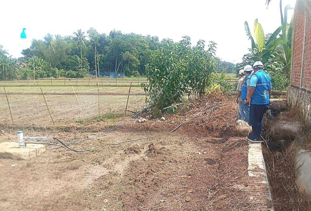 PT PLN (Persero) Unit Induk Distribusi (UID) Lampung, UP3 Tanjung Karang ULP Natar menghadirkan Stasiun Penyedia Listrik Umum (SPLU) di Desa Pejambon. (Dok. PLN UOD Lampung).