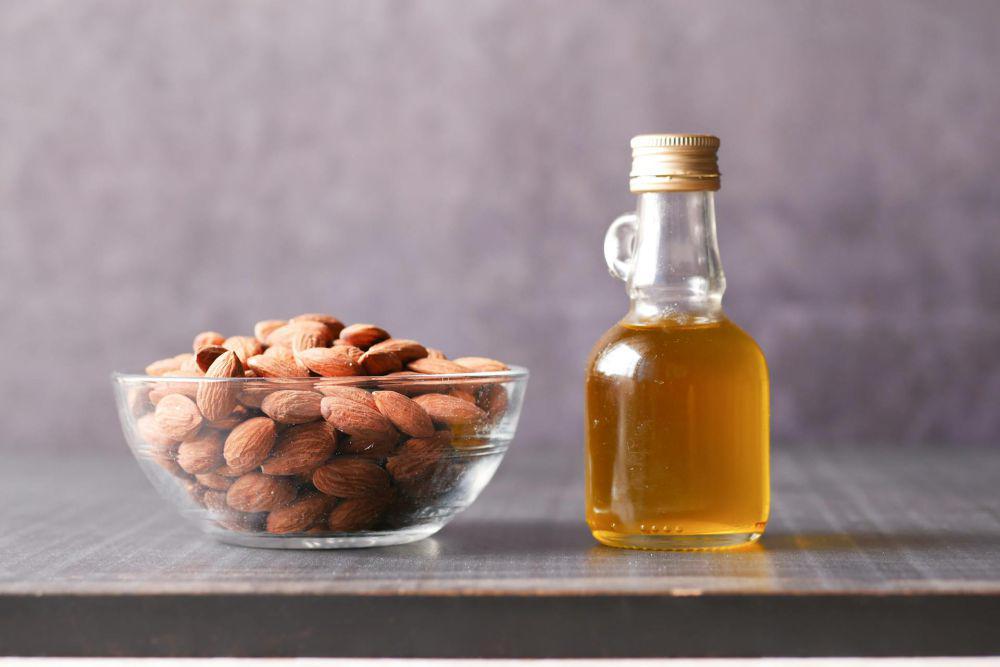 Manfaat Almond Oil untuk Rambut dan Tips Mengaplikasikannya
