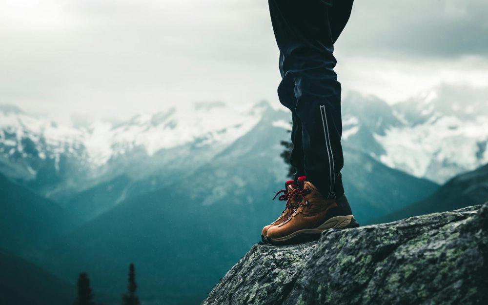 4 Tips Memilih Sepatu untuk Mendaki, Pilih yang Nyaman!