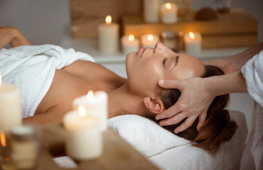 Ilustrasi spa (freepik.com/cookie_studio)