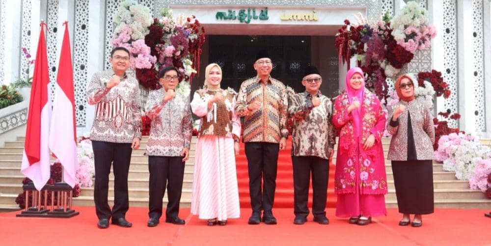 Foto bersama Gubernur Lampung dan Menteri Pendidikan Dasar dan Menengah Indonesia. (IDN Times/istimewa)