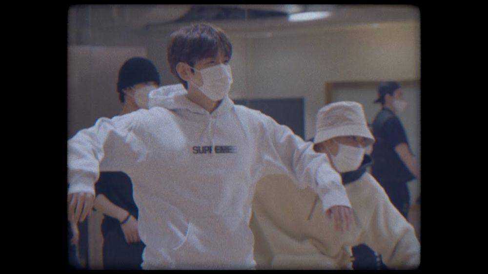 cuplikan MV "Just as usual" (youtube.com/EXO)