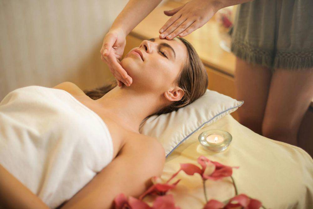 Ilustrasi spa (pexels.com/andreapiacquadio)