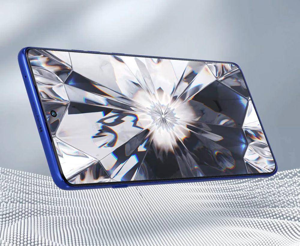 tampilan sisi depan Motorola Edge 60 Pro (motorola.com)