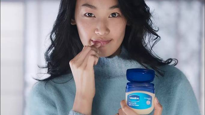 Vaseline Repairing Jelly (vaseline.com)