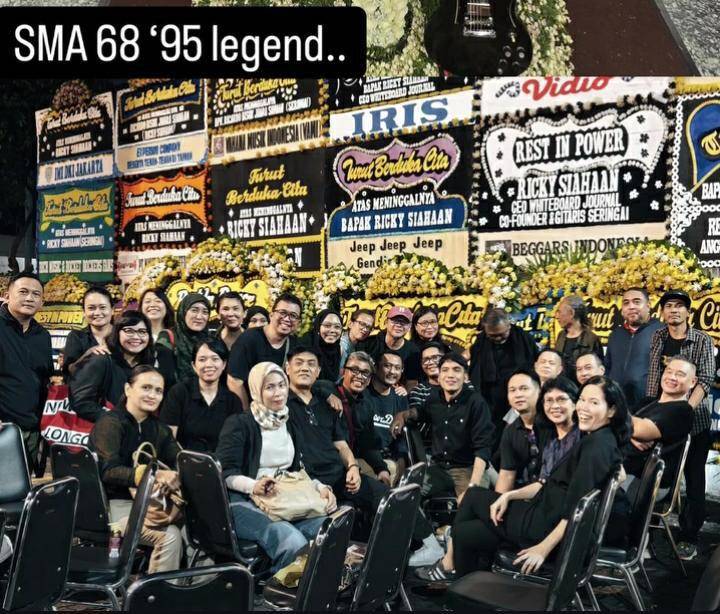 potret Desta di persemayaman Ricky Siahaan (instagram.com/desta80s)