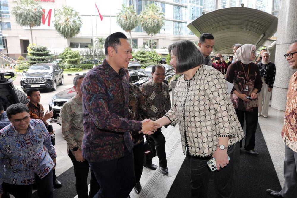 Menko AHY hadiri FGD soal pengelolaan sampah. (Dok. Kemenko Infrastruktur)