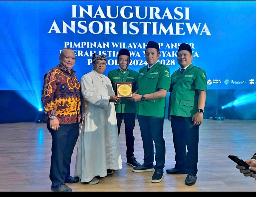 GP Ansor Beri Anugerah Istimewa untuk Paus Fransiskus