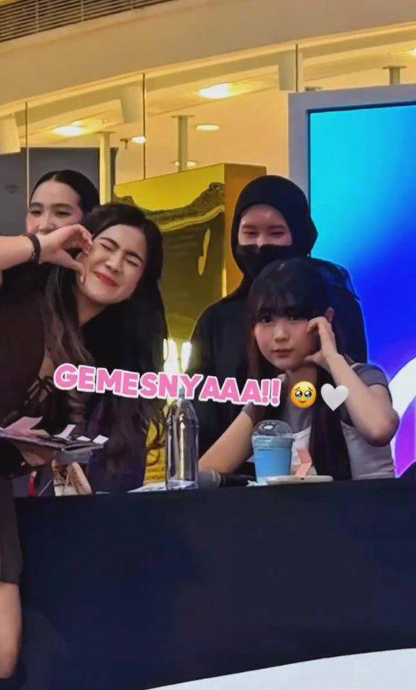 Felicya Angelista ikut fansign Hearts2Hearts (instagram.com/felicyangelista_)