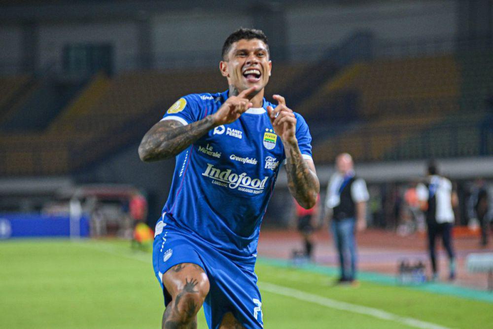 Dapat Kartu Merah, Ciro Alves Absen dari Persib Hingga Akhir Musim