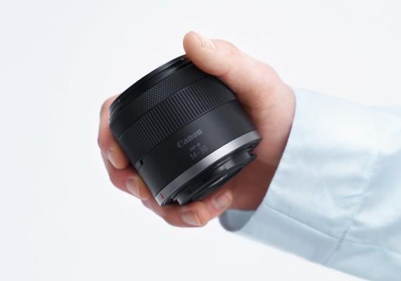 RF-S14-30mm f/4-6.3 IS STM PZ (asia.canon)