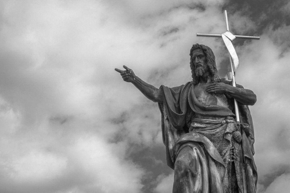 ilustrasi Yesus (unsplash.com/Nik Demidko)