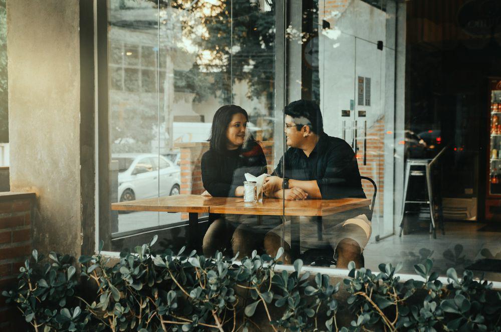 5 Cara Pilih Pasangan Demi Masa Depan Finansialmu, Gak Cuma Cinta