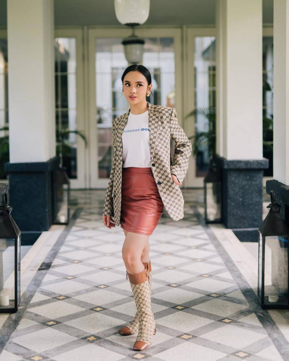 ide mix and rok ala Lyodra Ginting (instagram.com/lyodraofficial)