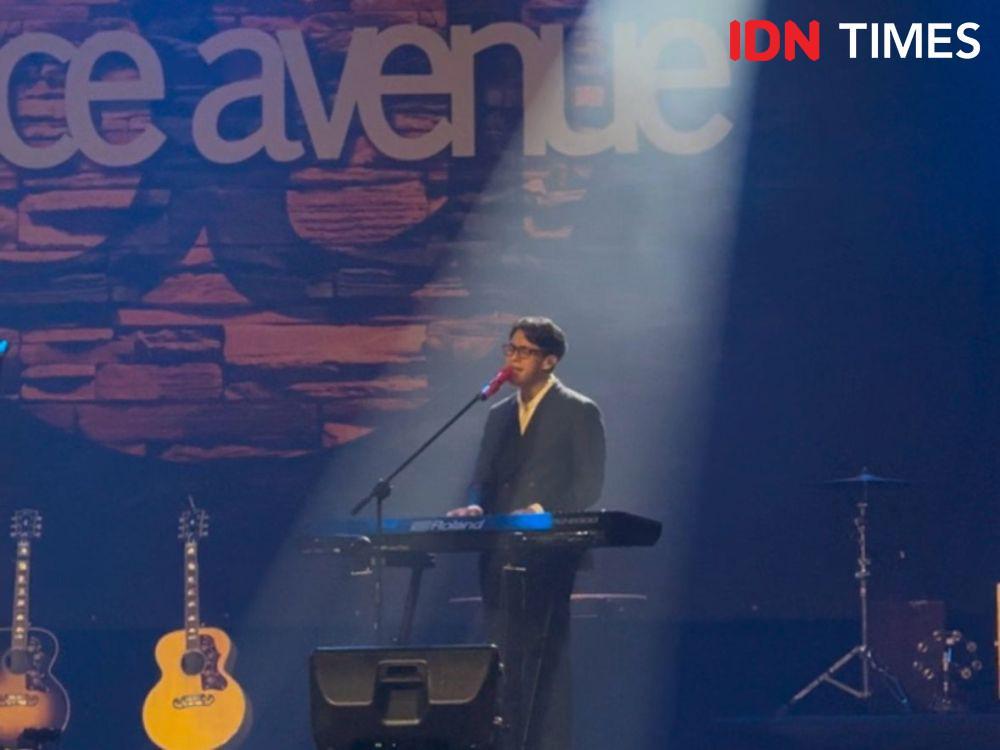 Ardhito Pramono Jadi Pembuka Konser Boyce Avenue Live in Jakarta