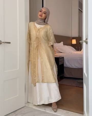 padu padan maxi skirt ala Sashfir (instagram.com/sashfir)