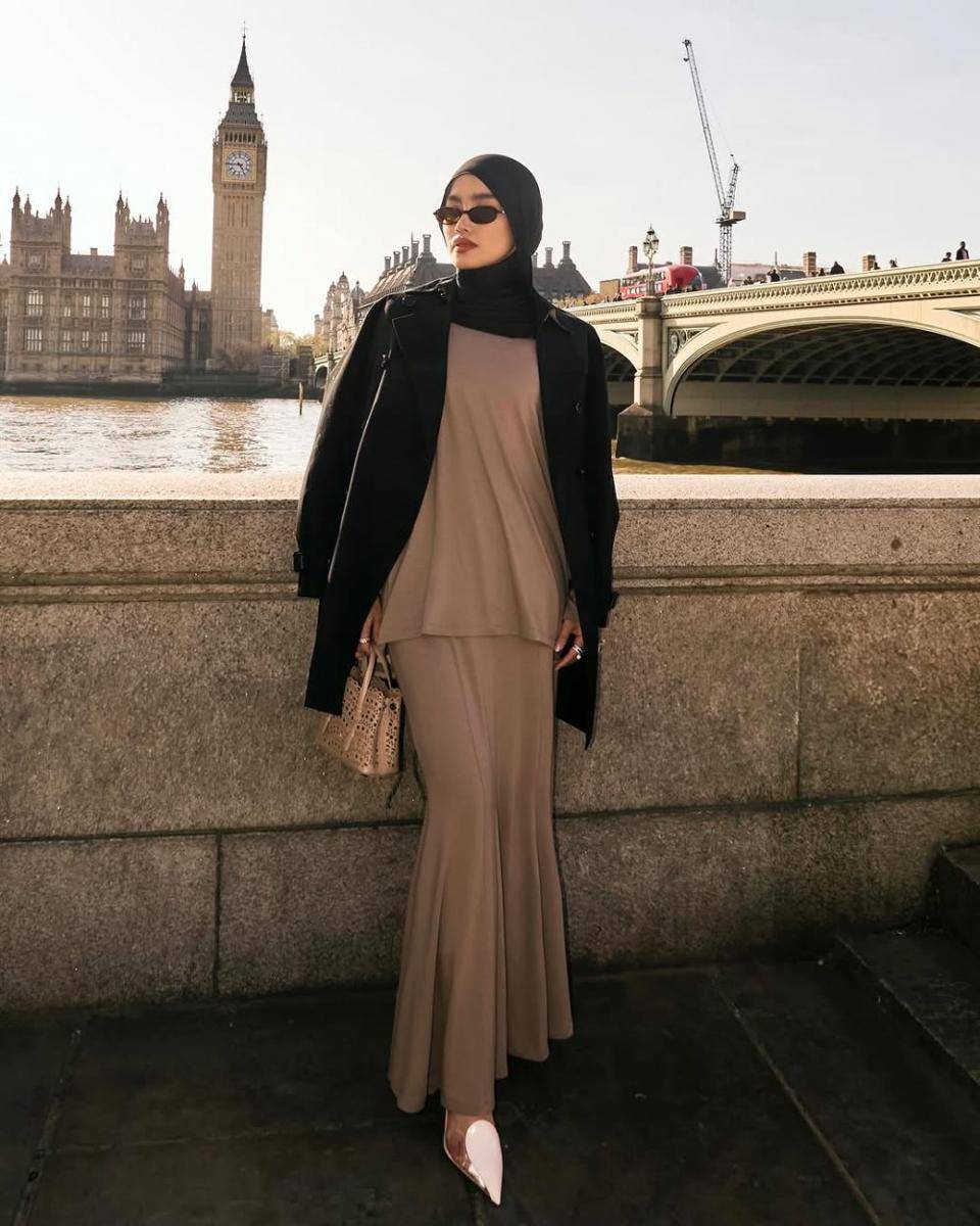 padu padan maxi skirt ala Sashfir (instagram.com/sashfir)