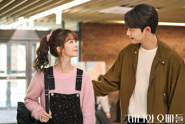 Roh Jeong Eui dan Cho Jun Young di KDrama Crushology 101 (dok.MBC/Crushology 101)