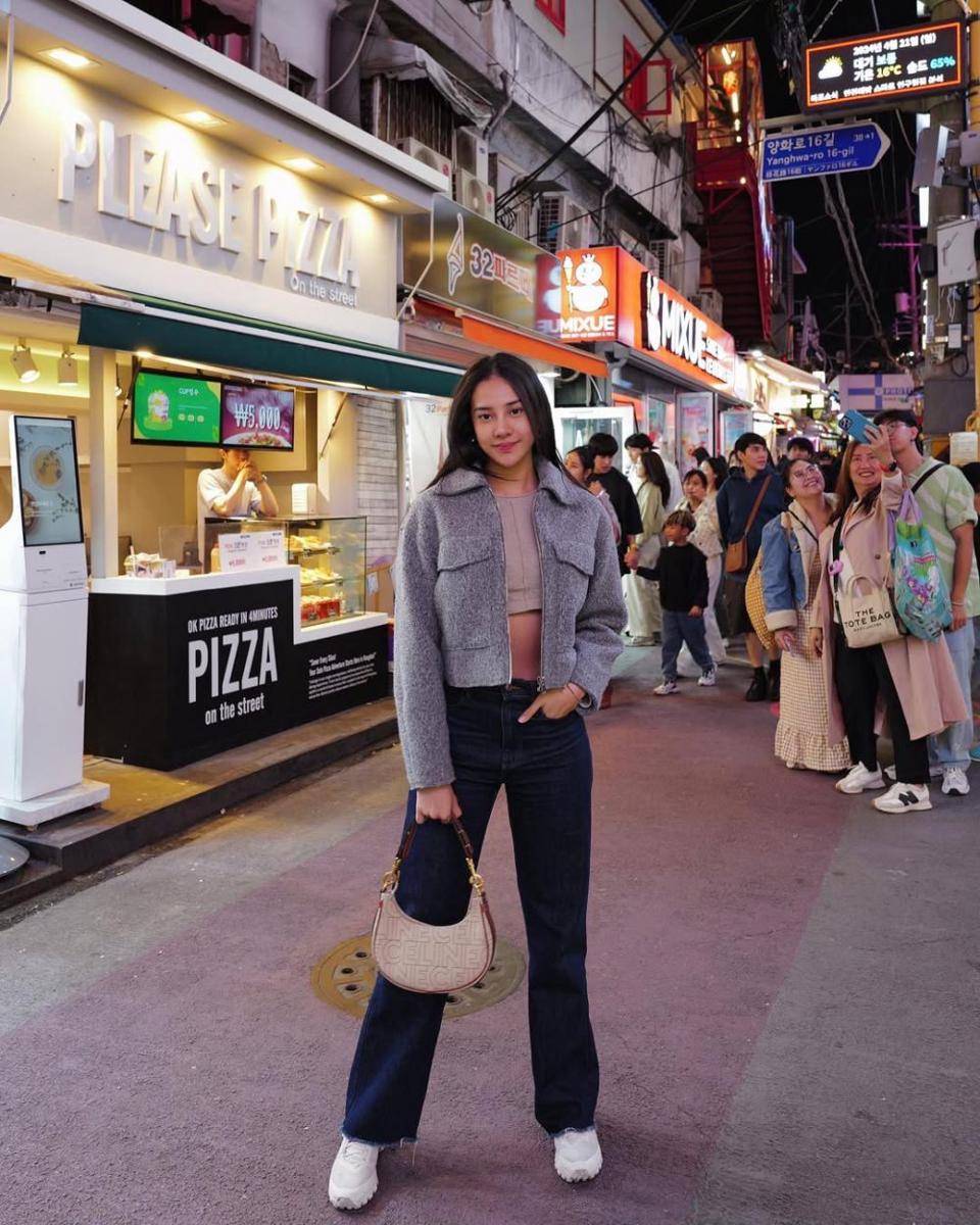 gaya OOTD ala pemain film 'Mendadak Dangdut' (2025) (instagram.com/anyageraldine)
