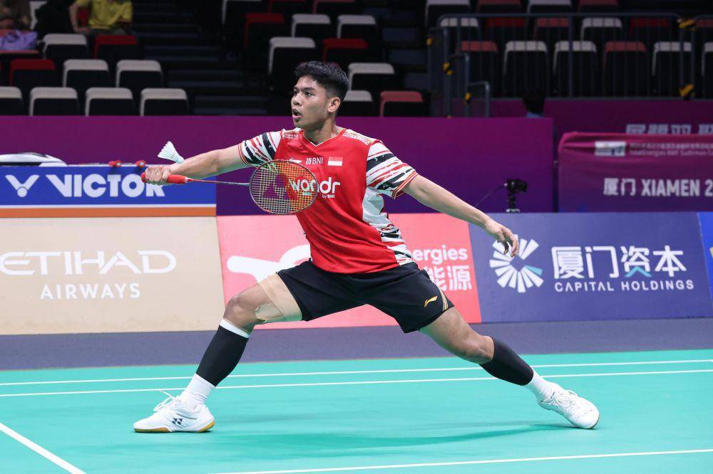 Debut tunggal putra muda Indonesia, Moh. Zaki Ubaidillah di Piala Sudirman 2025 dalam fase Grup D (dok. PP PBSI)