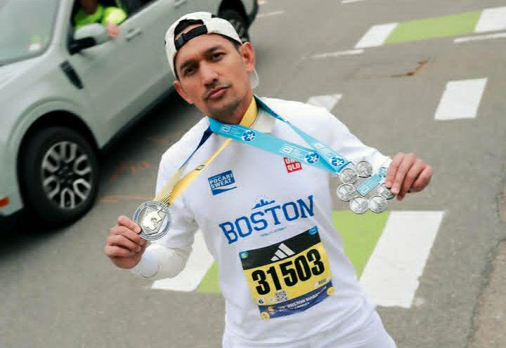 9 Potret Perjalanan Ibnu Jamil Ikut WMM Sampai dapat Six Star Medal