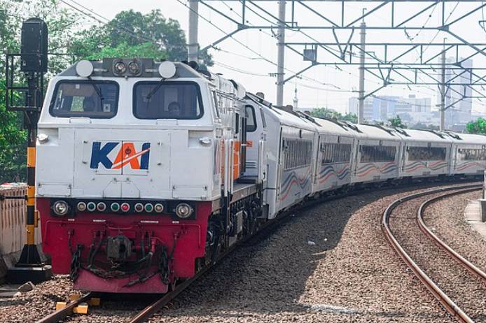 potret kereta api (commons.wikimedia.org/Andra Radithya)