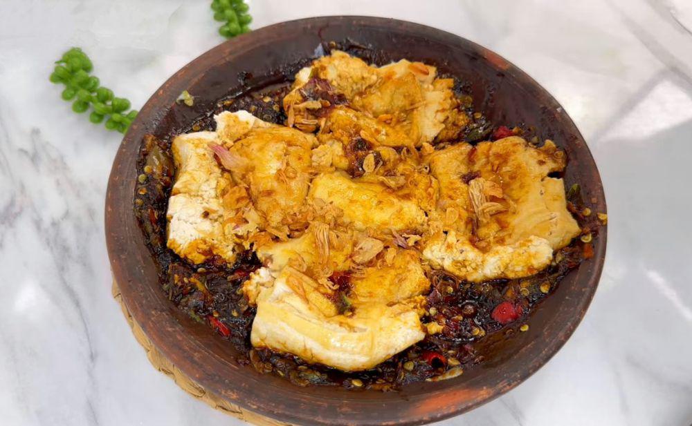 Resep Tahu Penyet Sambal Kecap Pedas Manis untuk Akhir Bulan