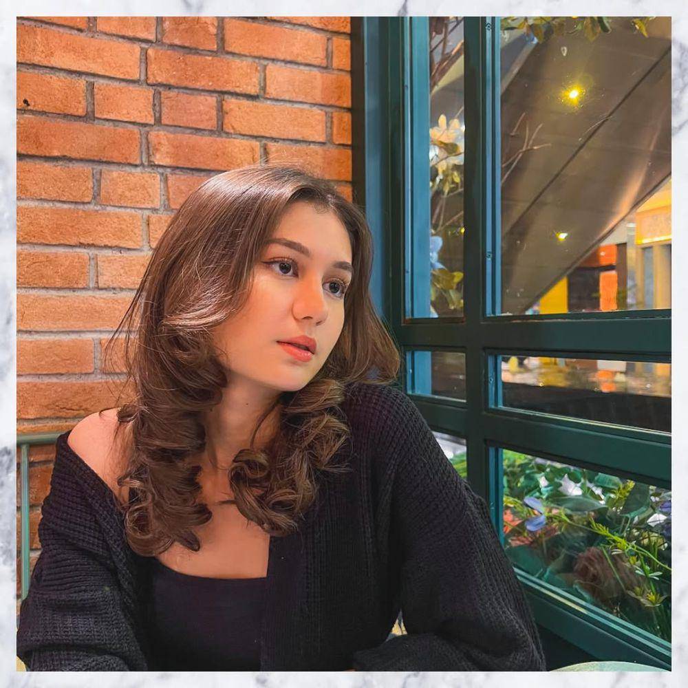 Zoe Abbas (instagram.com/zoeabbasjackson)